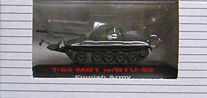 フィンランド T-55 MBT w/BTU-55 完成品 (トランペッター 1/144 MINI TANK COLLECTION No.00605) 商品画像