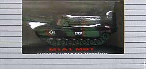 アメリカ M1A1 MBT (w/NATO Version） 完成品 (トランペッター 1/144 MINI TANK COLLECTION No.00624) 商品画像