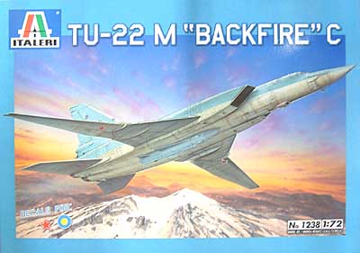 TU-22M バックファイアー C プラモデル (イタレリ 1/72 航空機シリーズ No.1238) 商品画像