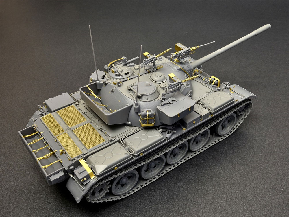 ティラン 4 後期型 インテリアキット プラモデル (ミニアート 1/35 ミリタリーミニチュア No.37029) 商品画像_2