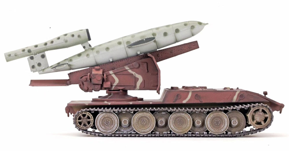 ドイツ E-100 ウェポンキャリアー w/V1 ミサイルランチャー 1946年 (迷彩) 完成品 (モデルコレクト 1/72 AFV 完成品モデル No.MODAS72100) 商品画像_4