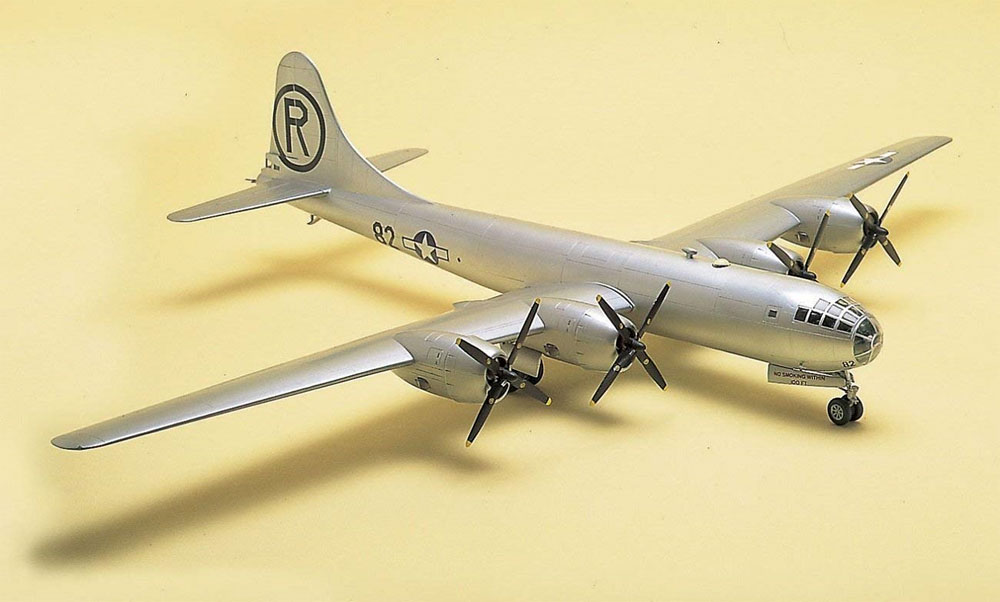 B-29A スーパーフォートレス エノラ ゲイ プラモデル (童友社 1/72 飛行機 No.72-B29A-6000) 商品画像_2