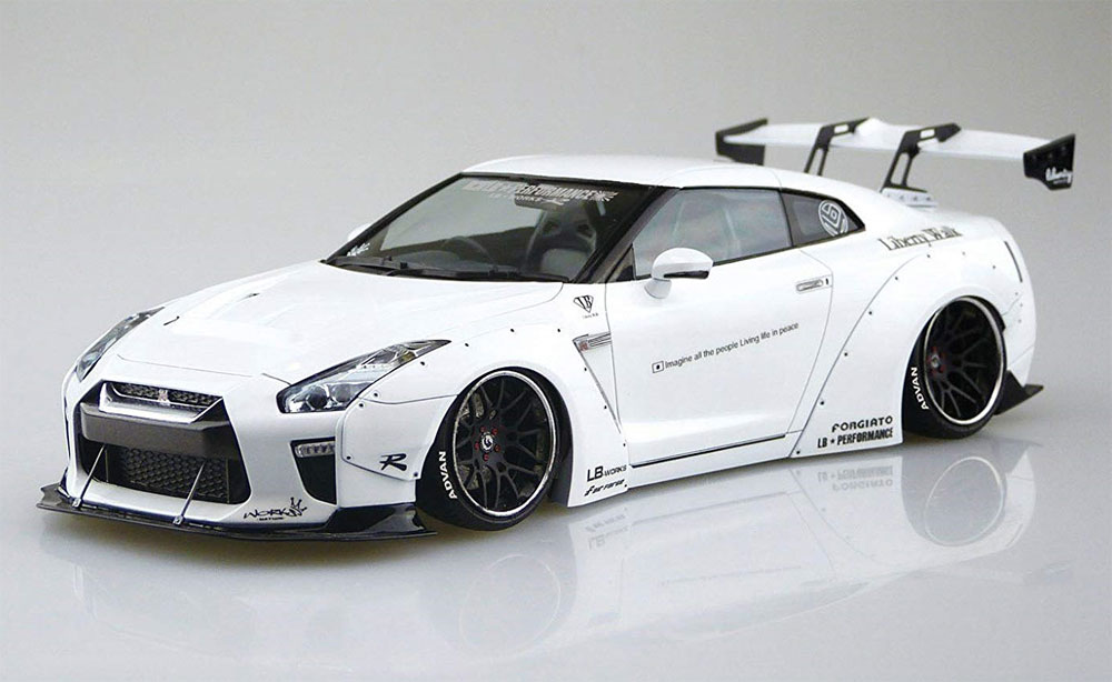 LBワークス R35 GT-R type 1.5 プラモデル (アオシマ 1/24 リバティーウォーク No.011) 商品画像_2