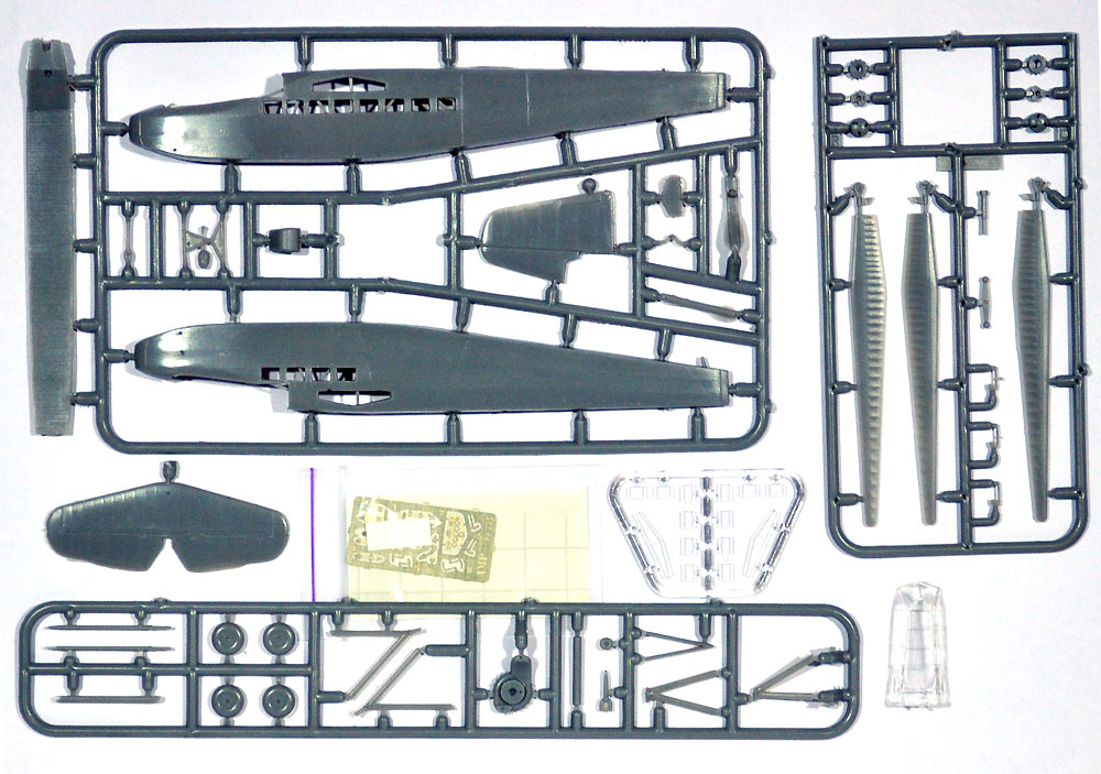 フォッケ アハゲリス Fa225 プラモデル (AMP 1/72 プラスチックモデル No.72001) 商品画像_1