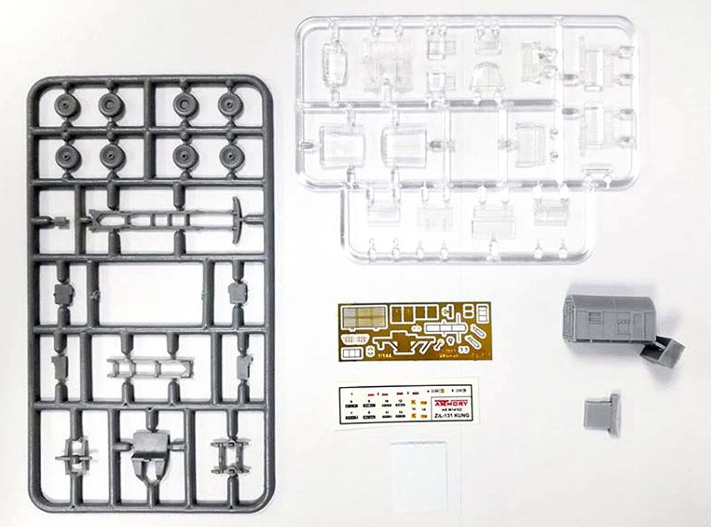 ZiL-131 3.5トン 6x6輪駆動 パネルバントラック プラモデル (ARMORY 1/144 ミリタリー No.AR14802) 商品画像_1