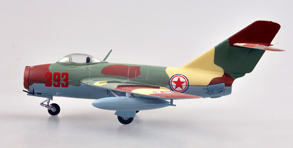 MiG-15bis 北朝鮮空軍 完成品 (イージーモデル 1/72 ウイングド エース （Winged Ace） No.37134) 商品画像_2