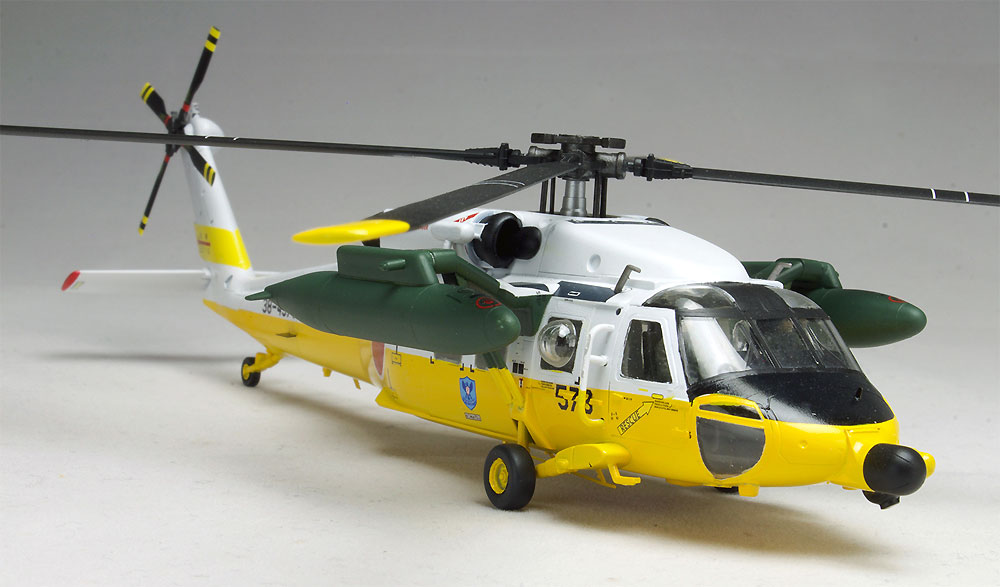 よみがえる空 航空自衛隊 UH-60J プラモデル (プラッツ 航空自衛隊機シリーズ No.RW72-001) 商品画像_2