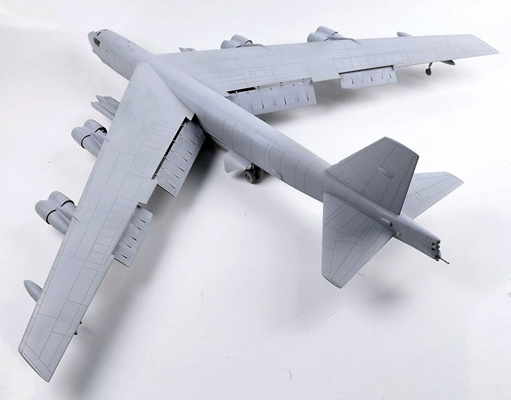 B-52H ストラトフォートレス プラモデル (モデルコレクト 1/72 エアクラフト プラモデル No.UA72200) 商品画像_3