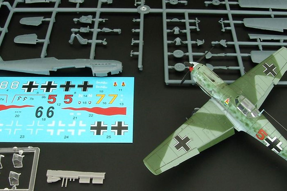 メッサーシュミット Bf109T-2 プラモデル (ブレンガン 1/72 Plastic kits No.BRP72033) 商品画像_1