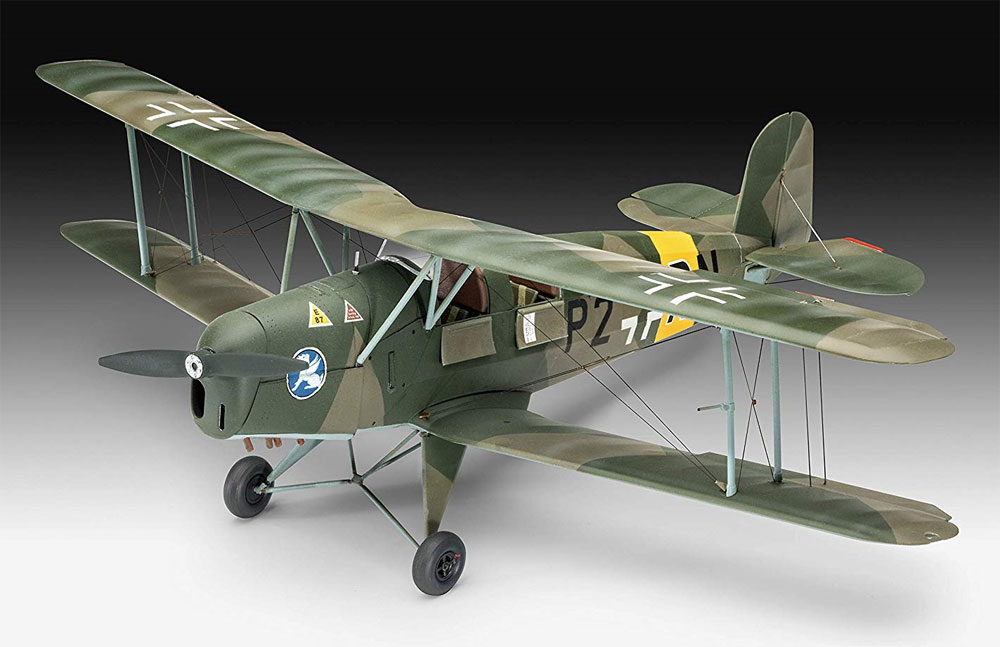 ビュッカー Bu131D ユングマン プラモデル (レベル 1/32 Aircraft No.03886) 商品画像_1