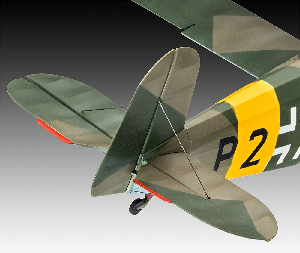 ビュッカー Bu131D ユングマン プラモデル (レベル 1/32 Aircraft No.03886) 商品画像_4