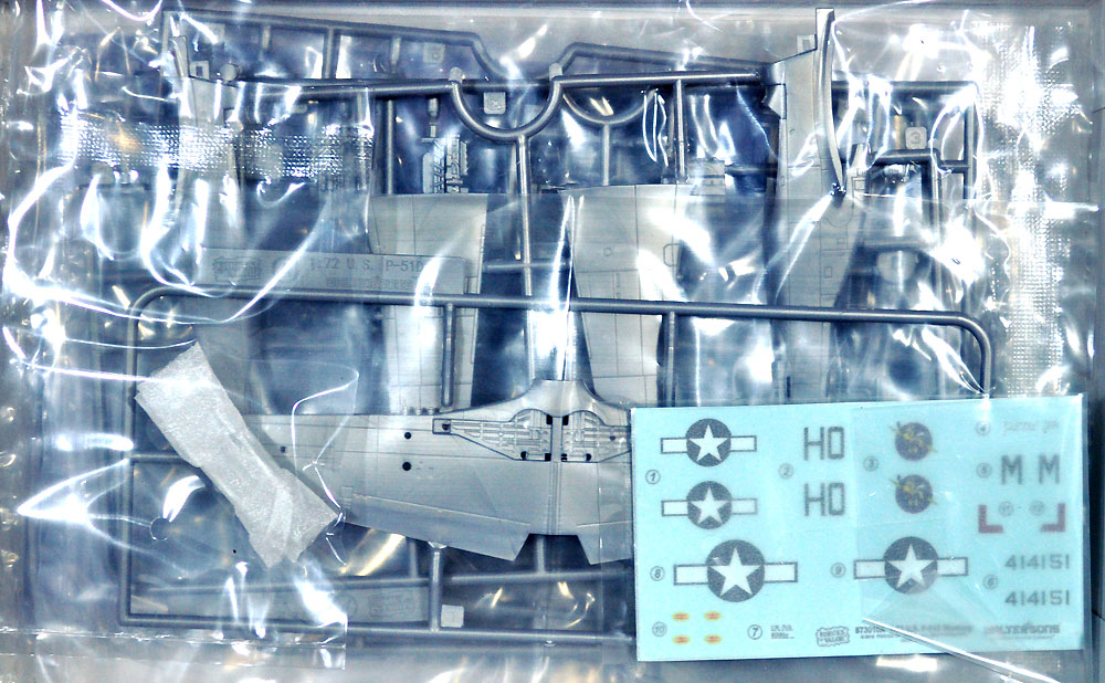 アメリカ P-51D マスタング アルデンヌ 1944年12月 プラモデル (ウォルターソンズ モデルキット 999 No.010) 商品画像_1