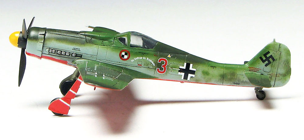 フォッケウルフ Fw190D-9 第44戦闘団 プラモデル (プラッツ 1/144 プラスチックモデルキット No.PDR-004) 商品画像_4