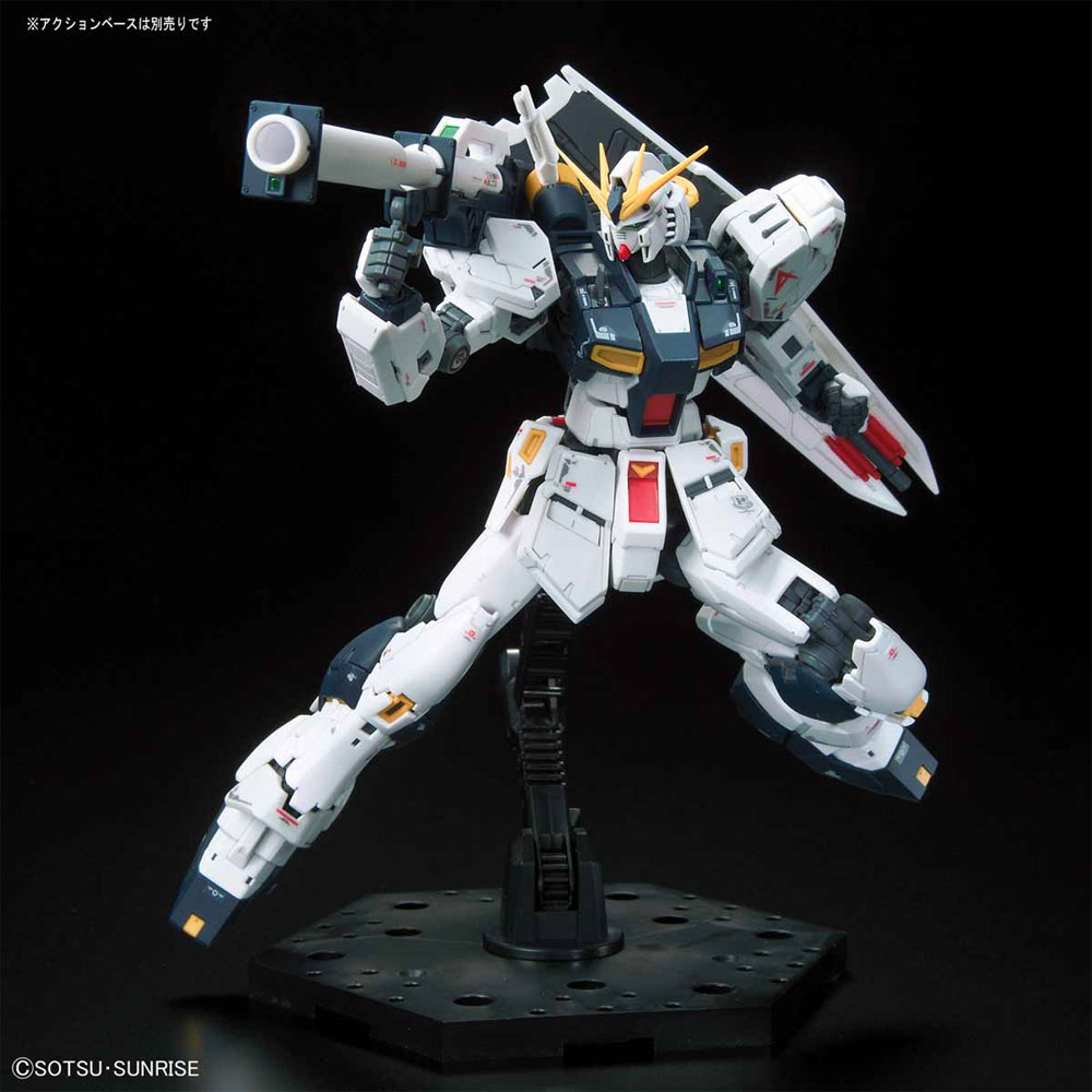 RX-93 νガンダム プラモデル (バンダイ RG （リアルグレード） No.032) 商品画像_4