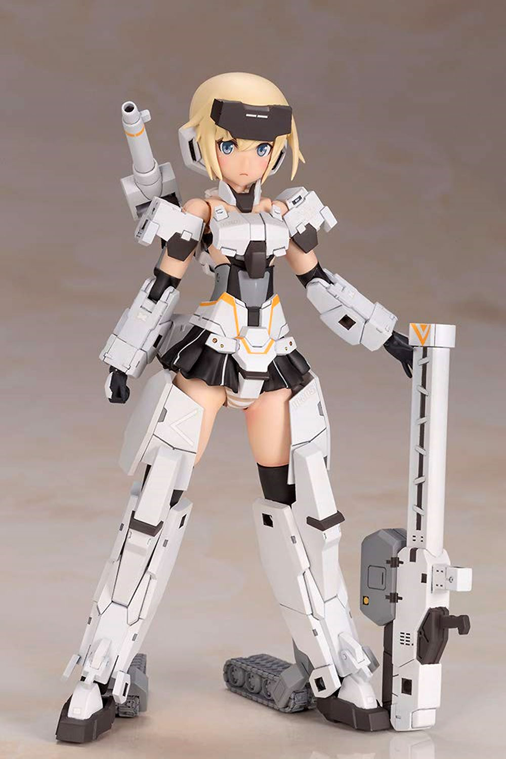 フレームアームズ・ガール 轟雷改 白 Ver.2 プラモデル (コトブキヤ フレームアームズ・ガール No.FG032) 商品画像_1