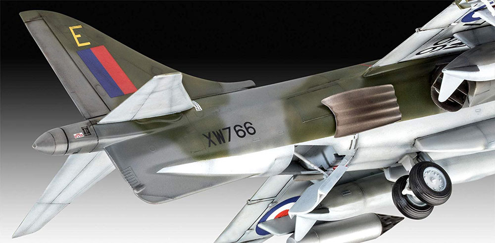 ホーカー ハリアー GR.1 50th アニバーサリー プラモデル (レベル 1/32 Aircraft No.05690) 商品画像_4