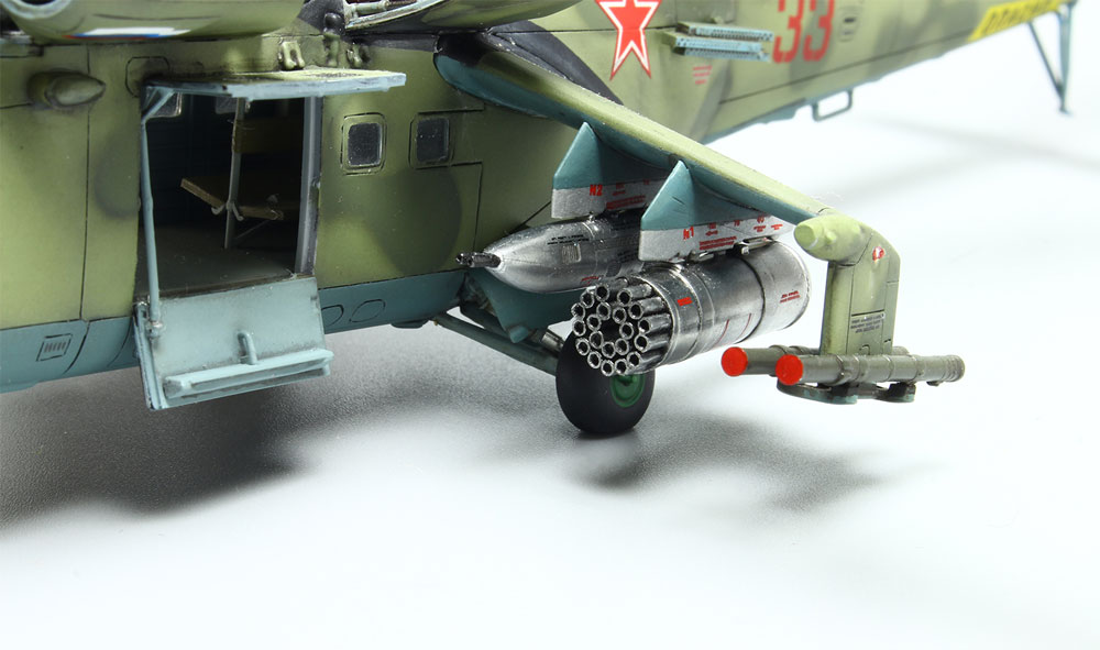 Mi-24V/VP ハインド E プラモデル (プラッツ 航空模型特選シリーズ No.AE-016) 商品画像_4