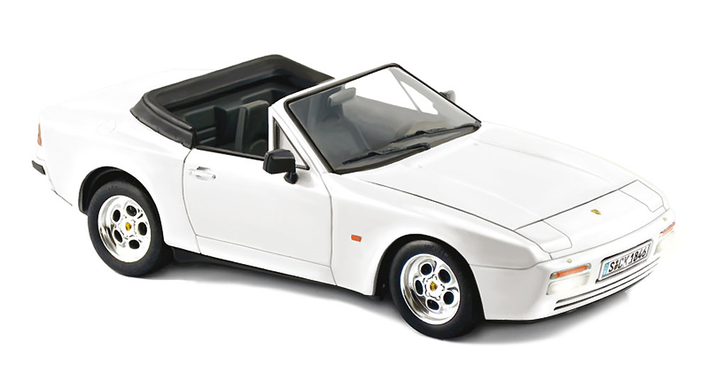 ポルシェ 944S カブリオレ プラモデル (イタレリ 1/24 カーモデル No.3646) 商品画像_1