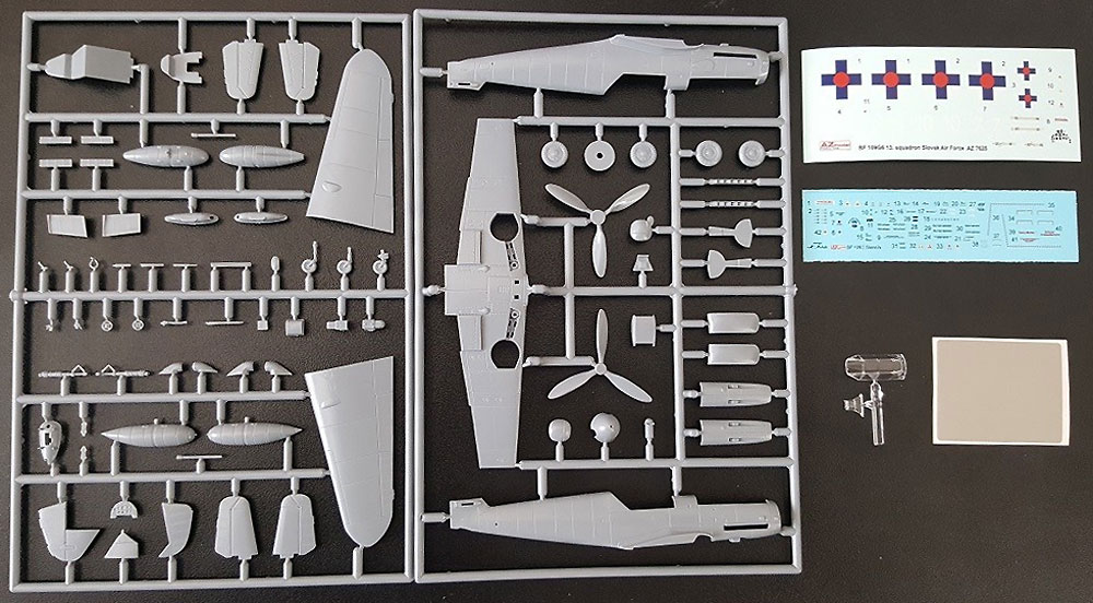 メッサーシュミット Bf109G-6 スロバキア リミテッドエディション プラモデル (AZ model 1/72 エアクラフト プラモデル No.AZ7625) 商品画像_1