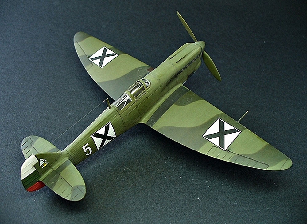 アビア B-135 1944年3月 プラモデル (RSモデル 1/72 エアクラフト プラモデル No.92241) 商品画像_2