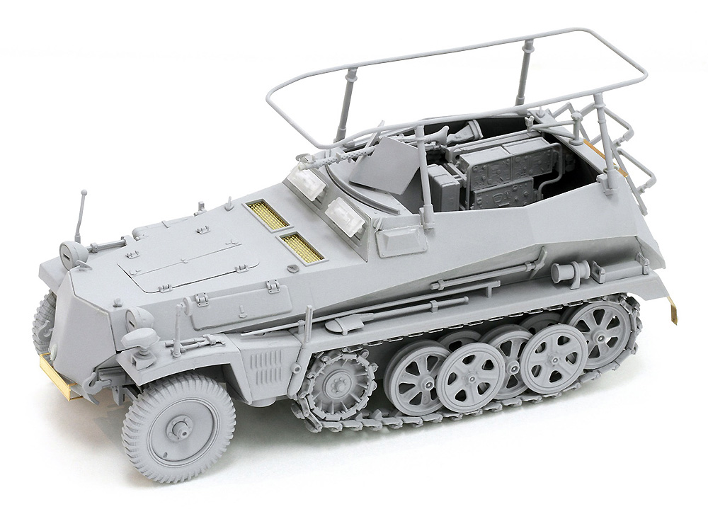 ドイツ Sd.Kfz.250/3 グライフ フルインテリア 2in1 w/ロンメルフィギュア プラモデル (ドラゴン 1/35 '39-'45 Series No.6911) 商品画像_3