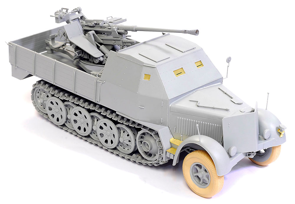 ドイツ Sd.Kfz.7/2 8トン ハーフトラック 3.7cm Flak37搭載型 アーマードキャビン / 3.7cm Flak36 搭載型 プラモデル (ドラゴン 1/35 39-45 Series No.6953) 商品画像_2