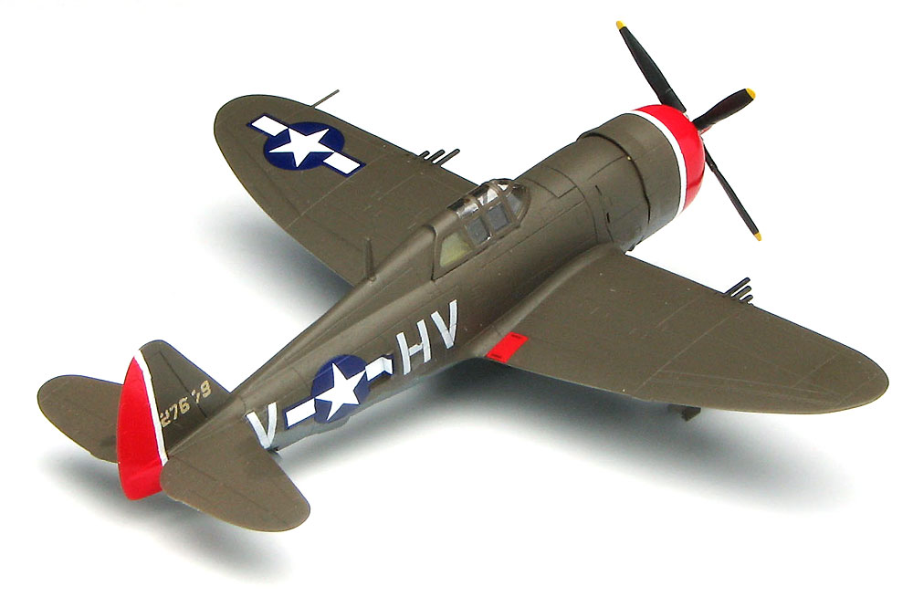 P-47D サンダーボルト レザーバック プラモデル (プラッツ 1/144 プラスチックモデルキット No.PDR-011) 商品画像_3