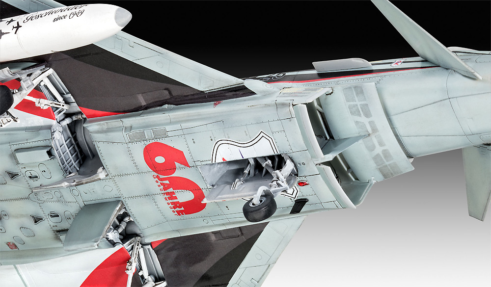 ユーロファイター タイフーン バロン スピリット プラモデル (レベル 1/48 飛行機モデル No.03848) 商品画像_3