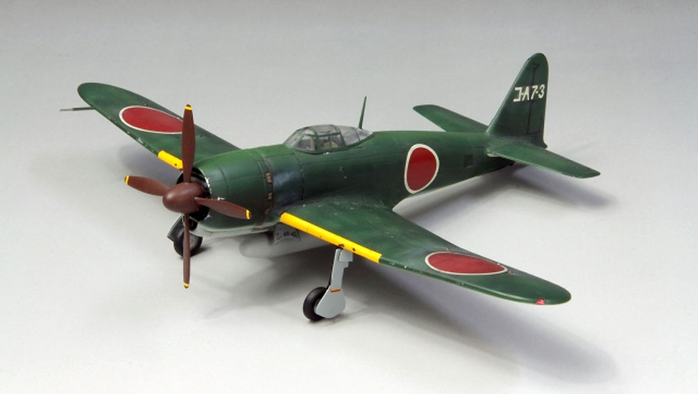 帝国海軍 局地戦闘機 烈風一一型 プラモデル (ファインモールド 1/72 航空機 No.FP035) 商品画像_1