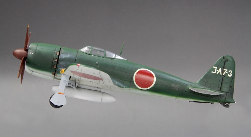 帝国海軍 局地戦闘機 烈風一一型 プラモデル (ファインモールド 1/72 航空機 No.FP035) 商品画像_2