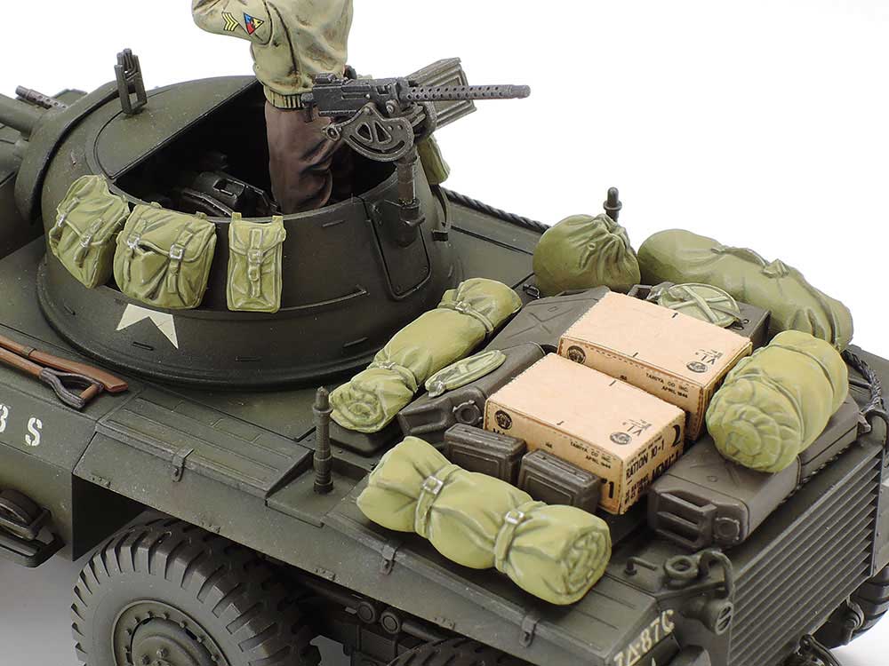 アメリカ軽装甲車 M8 グレイハウンド 前線偵察セット プラモデル (タミヤ スケール限定品 No.25196) 商品画像_4