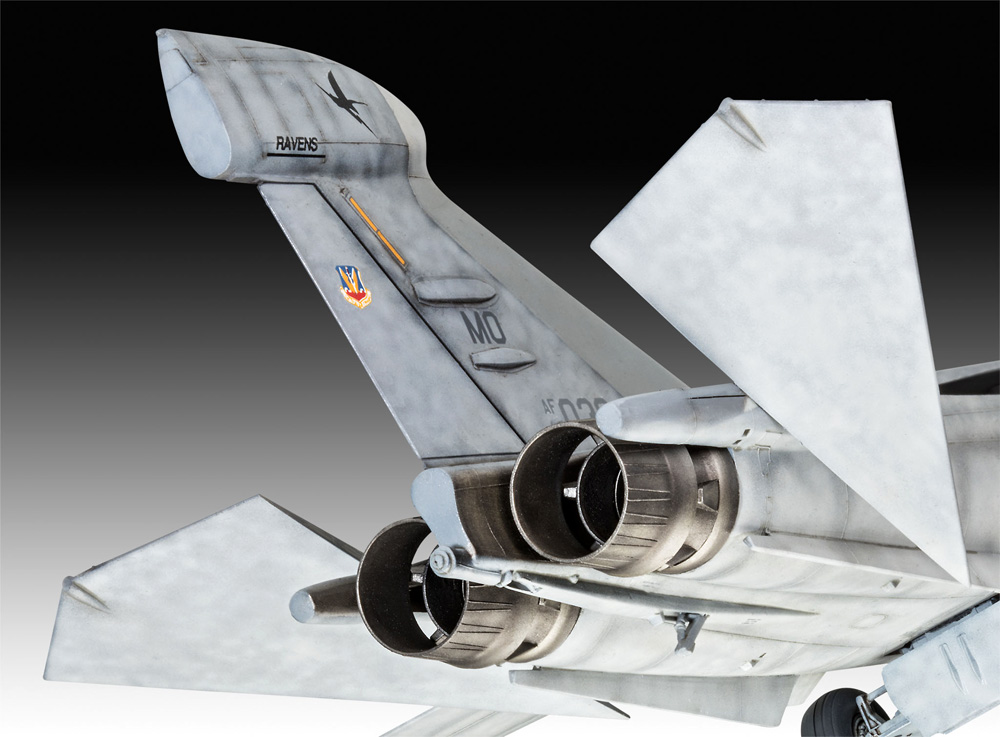 EF-111A レイヴン プラモデル (レベル 1/72 Aircraft No.04974) 商品画像_3