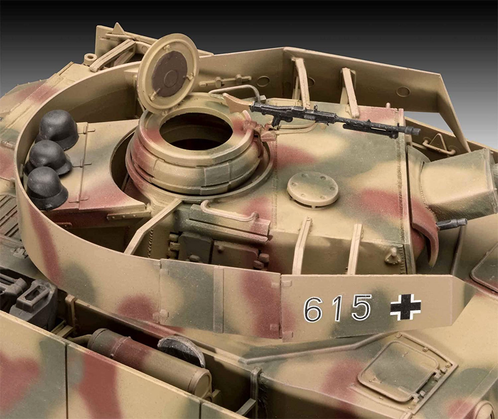 ドイツ 4号戦車H型 プラモデル (レベル 1/35 ミリタリー No.03333) 商品画像_2