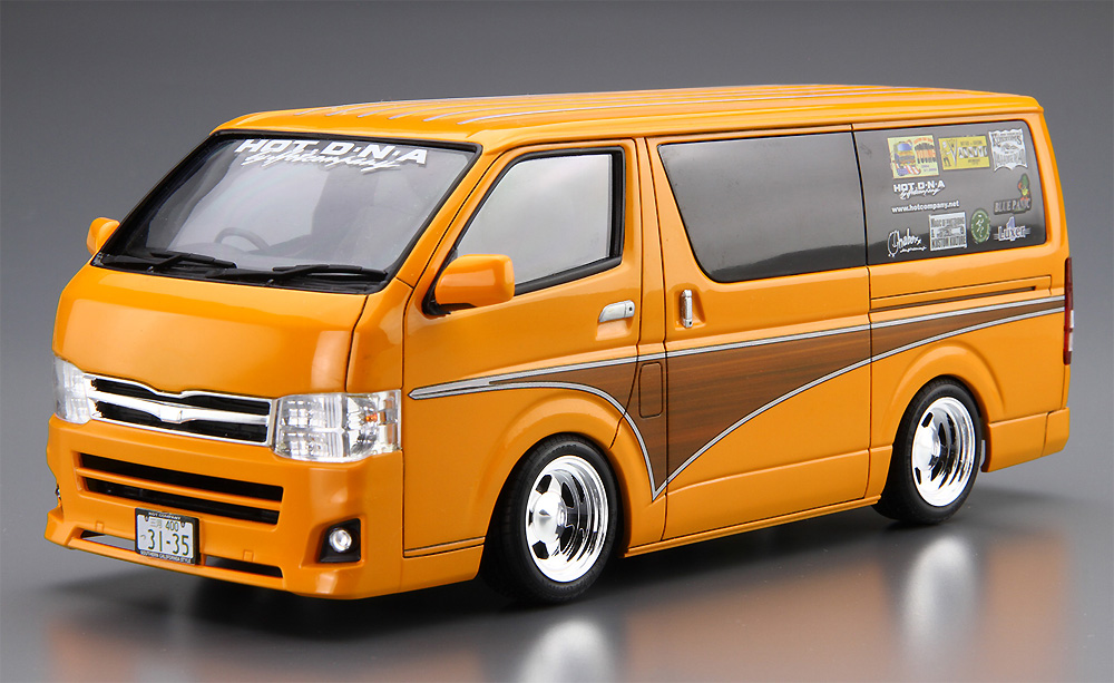 ホットカンパニー TRH200V ハイエース '12 (トヨタ) プラモデル (アオシマ 1/24 ザ・チューンドカー No.011) 商品画像_2