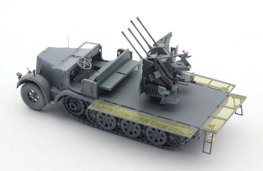 ドイツ Sd.Kfz.7/1 8トン ハーフトラック 4連装 20mm Flak38 自走対空砲 プラモデル (ORANGE HOBBY 1/72 Orange Model No.G72-205-088) 商品画像_4