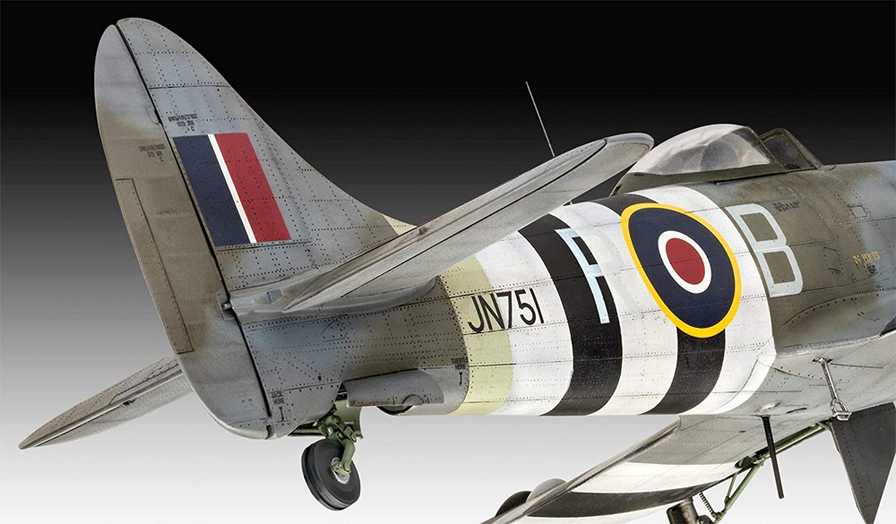 ホーカー テンペスト Mk.5 プラモデル (レベル 1/32 Aircraft No.03851) 商品画像_4