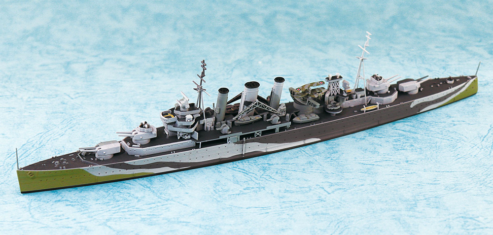 英国海軍 重巡洋艦 ケント プラモデル (アオシマ 1/700 ウォーターラインシリーズ No.811) 商品画像_1