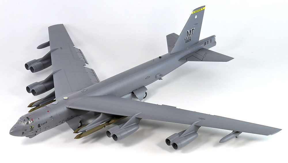 アメリカ空軍 B-52H 戦略爆撃機 プラモデル (グレートウォールホビー 1/144 エアクラフト プラモデル No.L1008) 商品画像_3