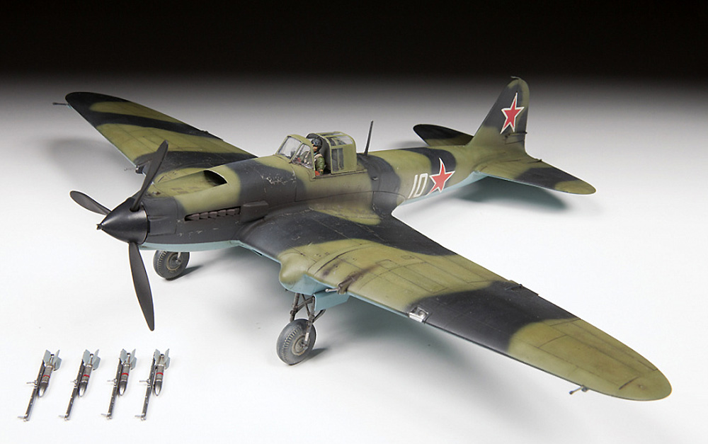 ソビエト 攻撃機 IL-2 シュトルモビク プラモデル (ズベズダ 1/48 ミリタリーエアクラフト プラモデル No.4825) 商品画像_1