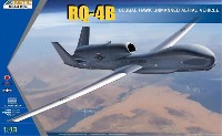 キネティック 1/48 エアクラフト プラモデル RQ-4B グローバルホーク 無人偵察機