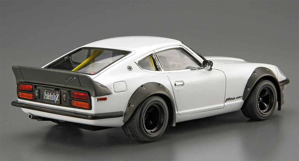 ニッサン S30 フェアレディZ エアロカスタム Ver.2 '75 プラモデル (アオシマ 1/24 ザ・モデルカー No.128) 商品画像_3