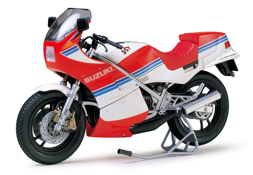 スズキ RG250γ (ガンマ) フルオプション プラモデル (タミヤ 1/12 オートバイシリーズ No.029) 商品画像_2