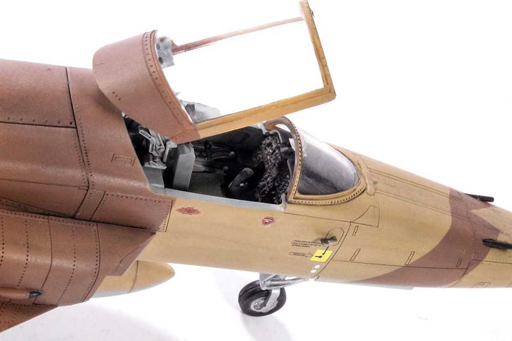 F-5E 北イエメン空軍 ピースベル プログラム プラモデル (AFV CLUB 1/48 エアクラフト プラモデル No.AR48S10) 商品画像_3