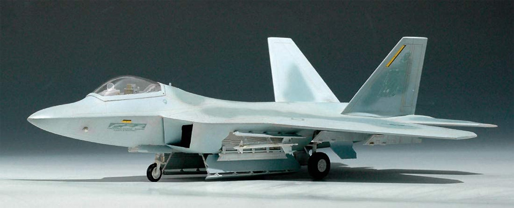 アメリカ空軍 F-22A ラプター プラモデル (童友社 1/72 飛行機 No.72-F22A) 商品画像_4