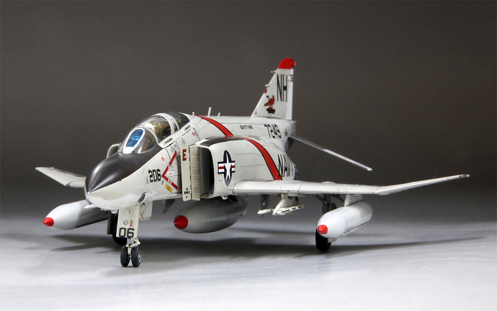 アメリカ海軍 F-4J 戦闘機 アードバークス 初回特装版 プラモデル (ファインモールド 1/72 航空機 No.FP043S) 商品画像_3