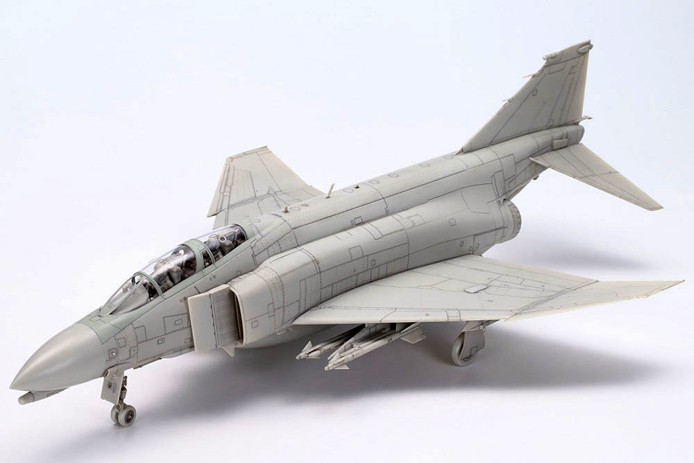 マクダネル・ダグラス F-4B ファントム 2 プラモデル (タミヤ 1/48 傑作機シリーズ No.121) 商品画像_4