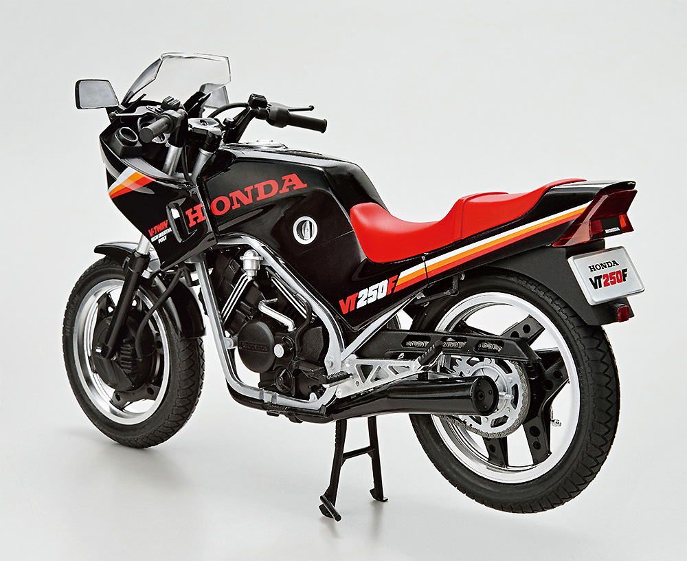 ホンダ MC08 VT250F '84 プラモデル (アオシマ ザ バイク No.022) 商品画像_3