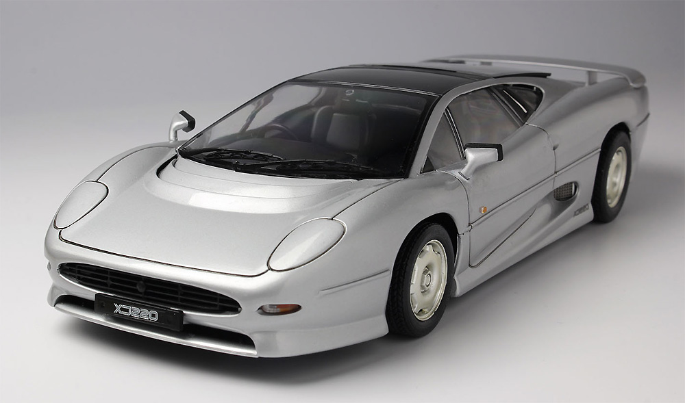 ジャガー XJ220 プラモデル (イタレリ 1/24 カーモデル No.3631) 商品画像_2