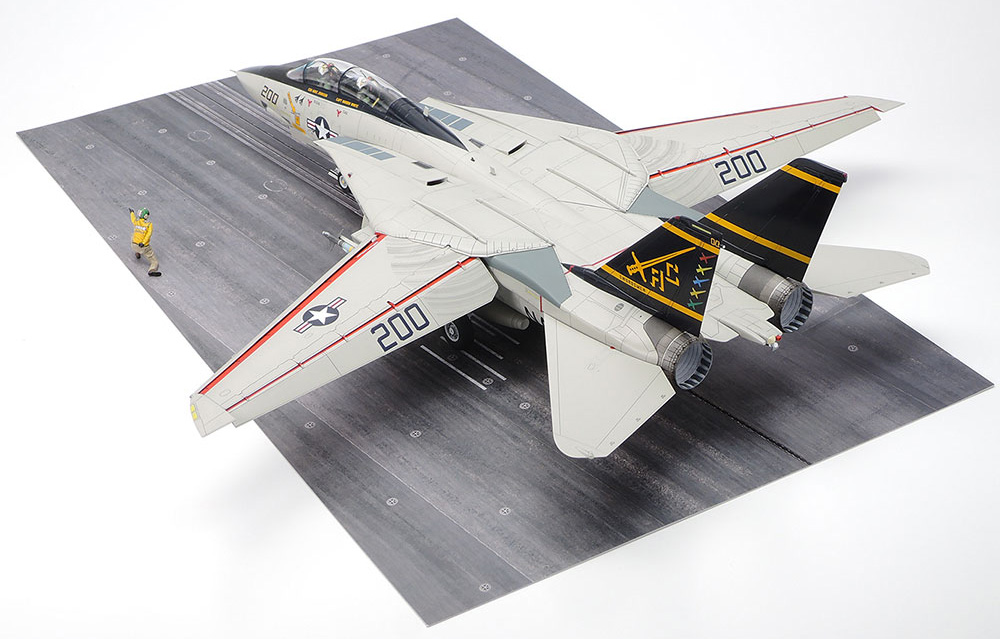 グラマン F-14A トムキャット 後期型 発艦セット プラモデル (タミヤ 1/48 傑作機シリーズ No.122) 商品画像_4